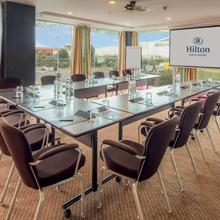 Hilton Dublin Airport 4*