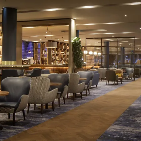 Hilton Dublin Airport Hotel 4*