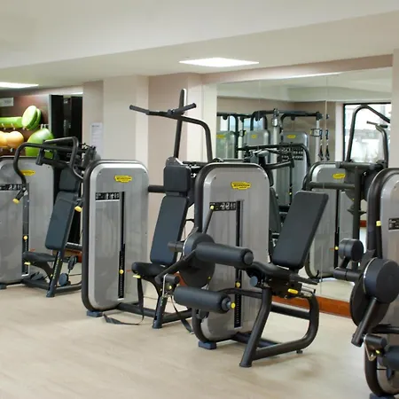 Hilton Dublin Airport 4*