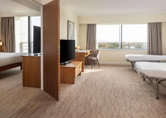 Hotel Hilton Dublin Airport 4*