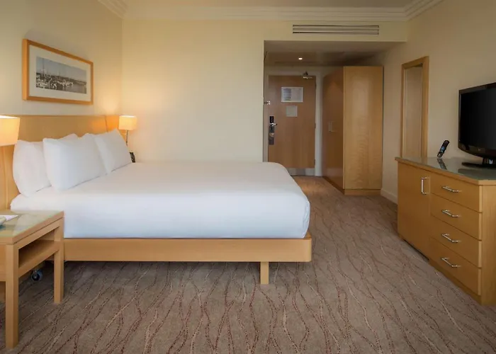 Hilton Dublin Airport 4*