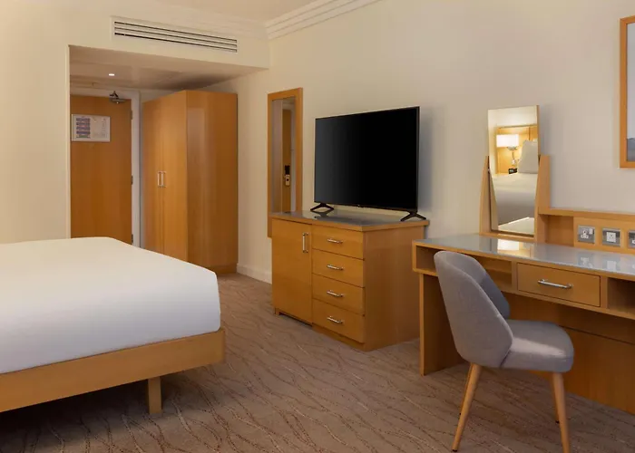Hilton Dublin Airport Szálloda 4*