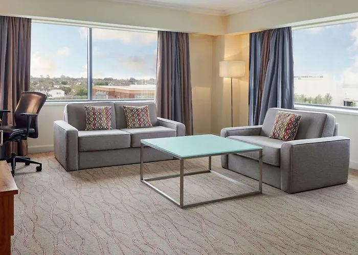Hilton Dublin Airport Hotell 4*