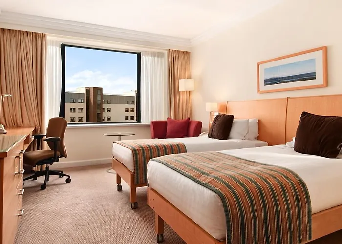Hotel Hilton Dublin Airport 4*